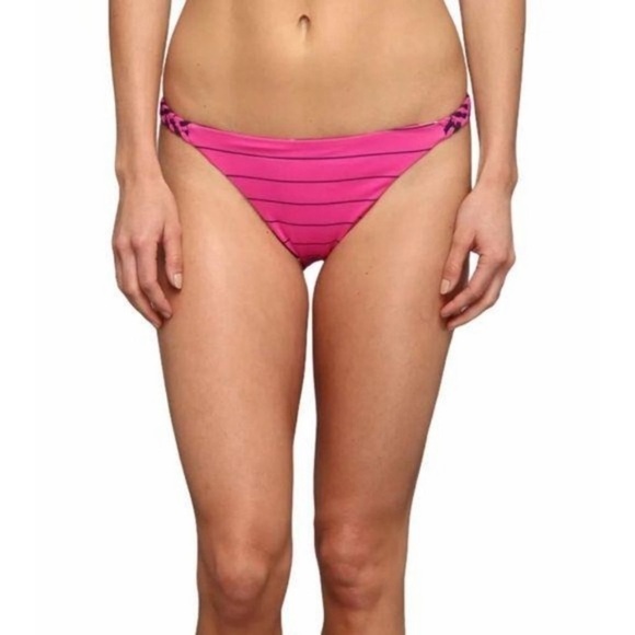 Carve Designs Reversible Bikini Bottom NWOT Raspberry Beach Stripes - Picture 1 of 11